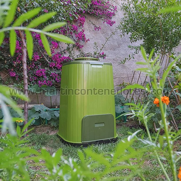 Compostadora 300 litros 725x725x1000 mm