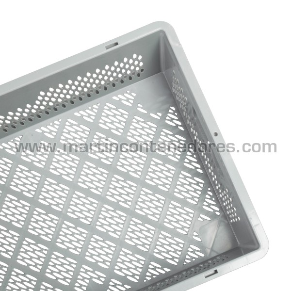 Perforated plastic crate 600x400x220/205 mm