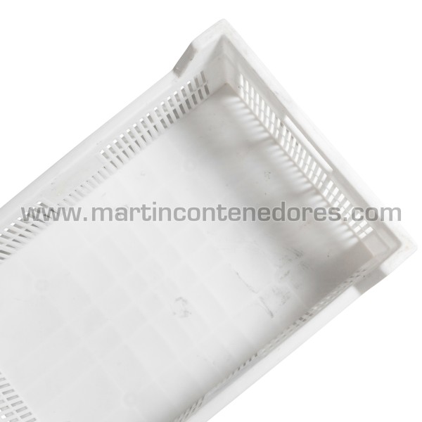 Perforated plastic box 600x400x190/140 mm